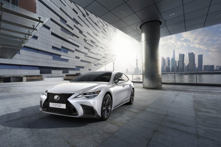 EUROPEAN PREMIERE OF THE NEW LEXUS LS