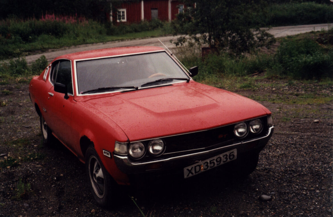 Min 7. bil 77 Celica Liftback