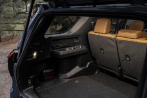 2025_Toyota_4Runner_Limited_Brownleather_04