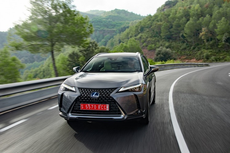 THE NEW LEXUS UX